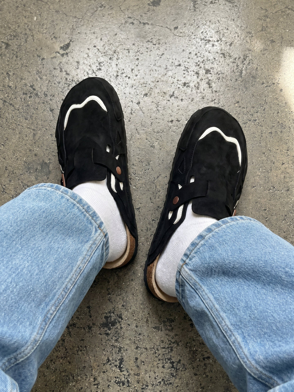 SPDC Wavey Clogs - Black