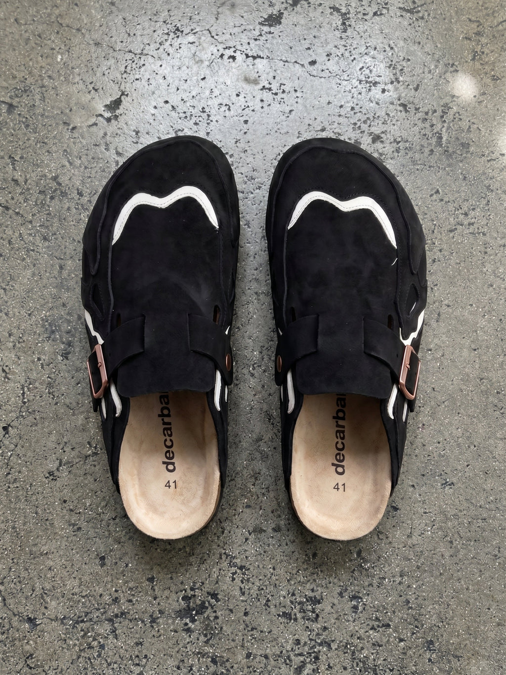 SPDC Wavey Clogs - Black