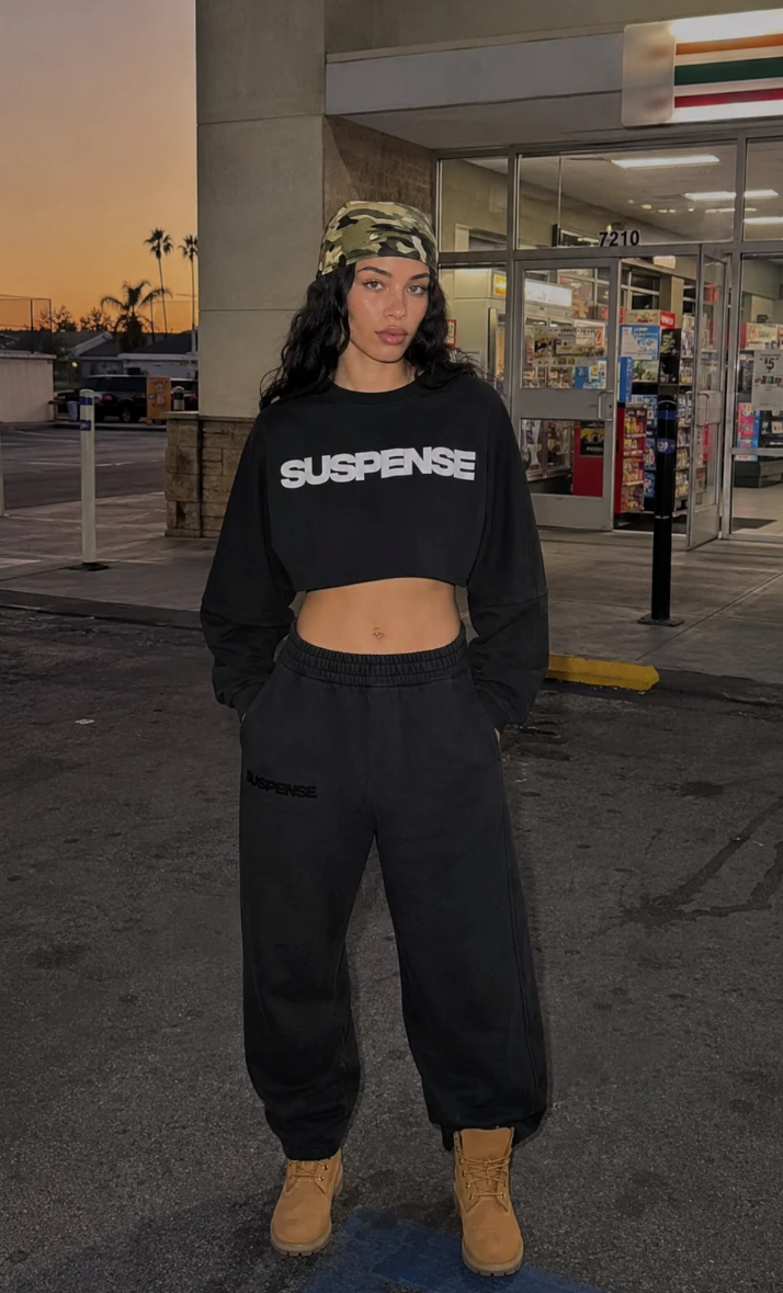 Suspense cropped longsleeve
